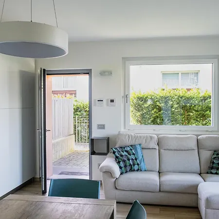 Agata House Apartamento Colico